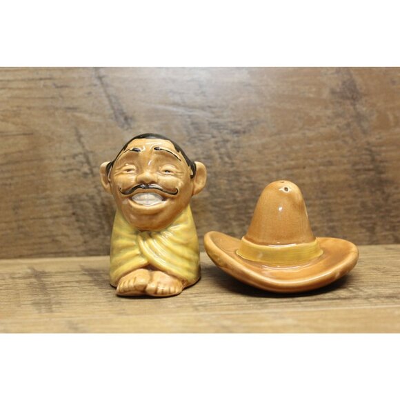 Rossware Vintage Stackable‎ Salt Pepper Shaker Mexican Man Glazed Size Medium - Picture 5 of 16